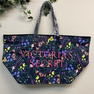💐Victoria’s Secret // Multi-Color Floral Canvas Tote Bag Large NWT 🏷️